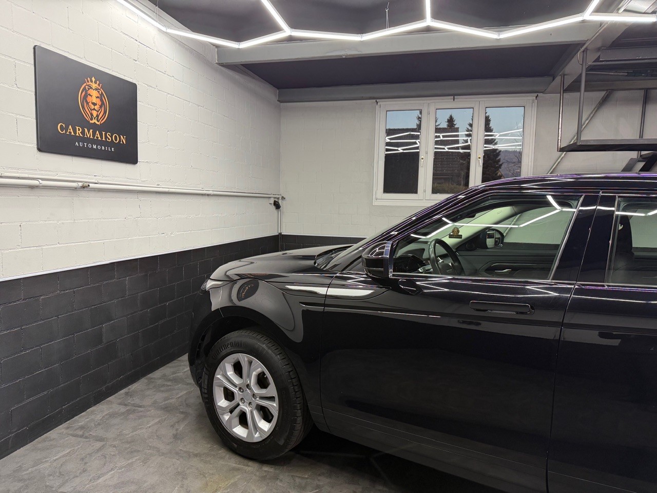 LAND ROVER Range Rover Evoque R-Dynamic D 180 S AT9-image-9