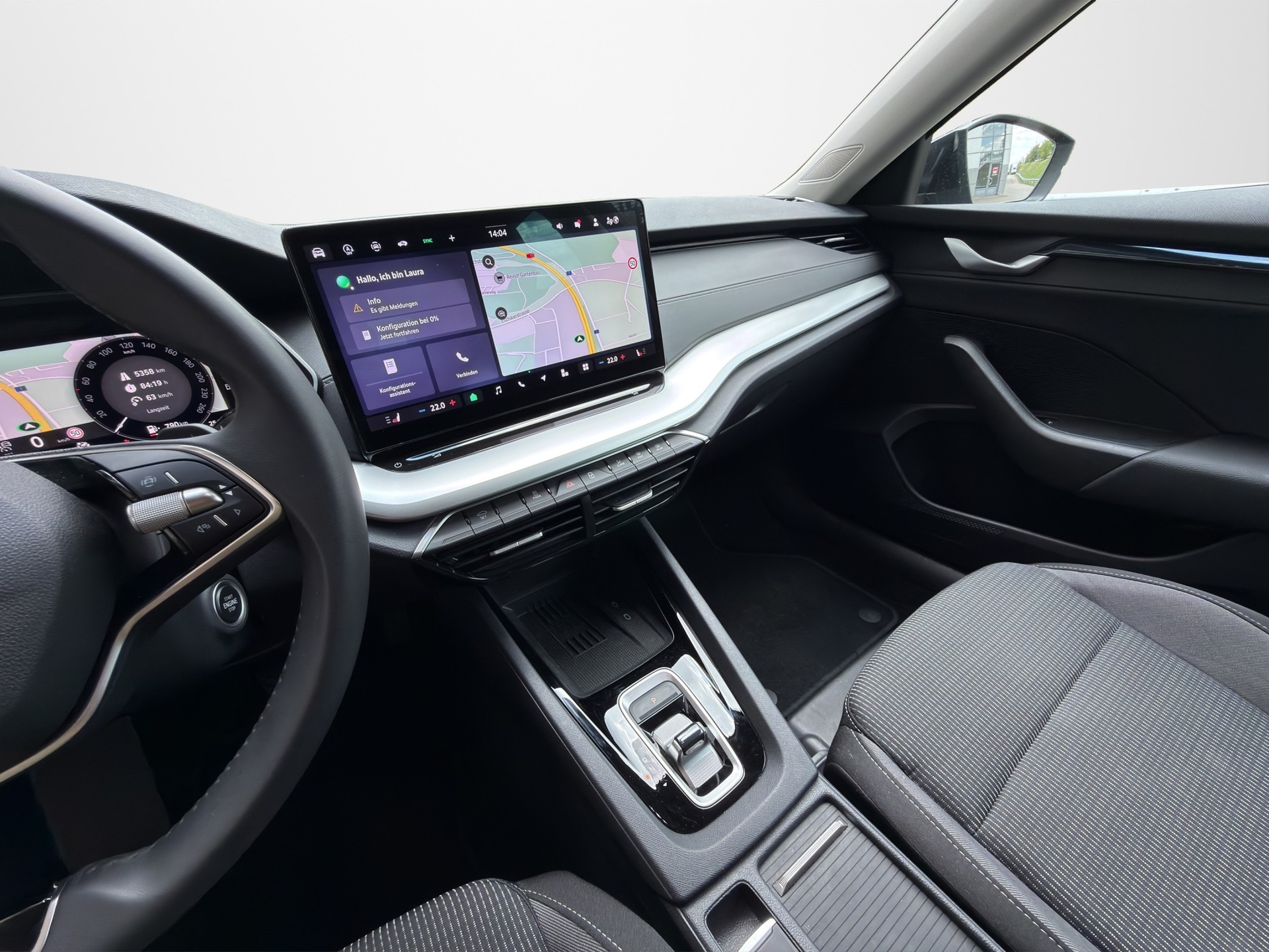 SKODA Octavia Combi 1.5 TSI Selection DSG-image-11