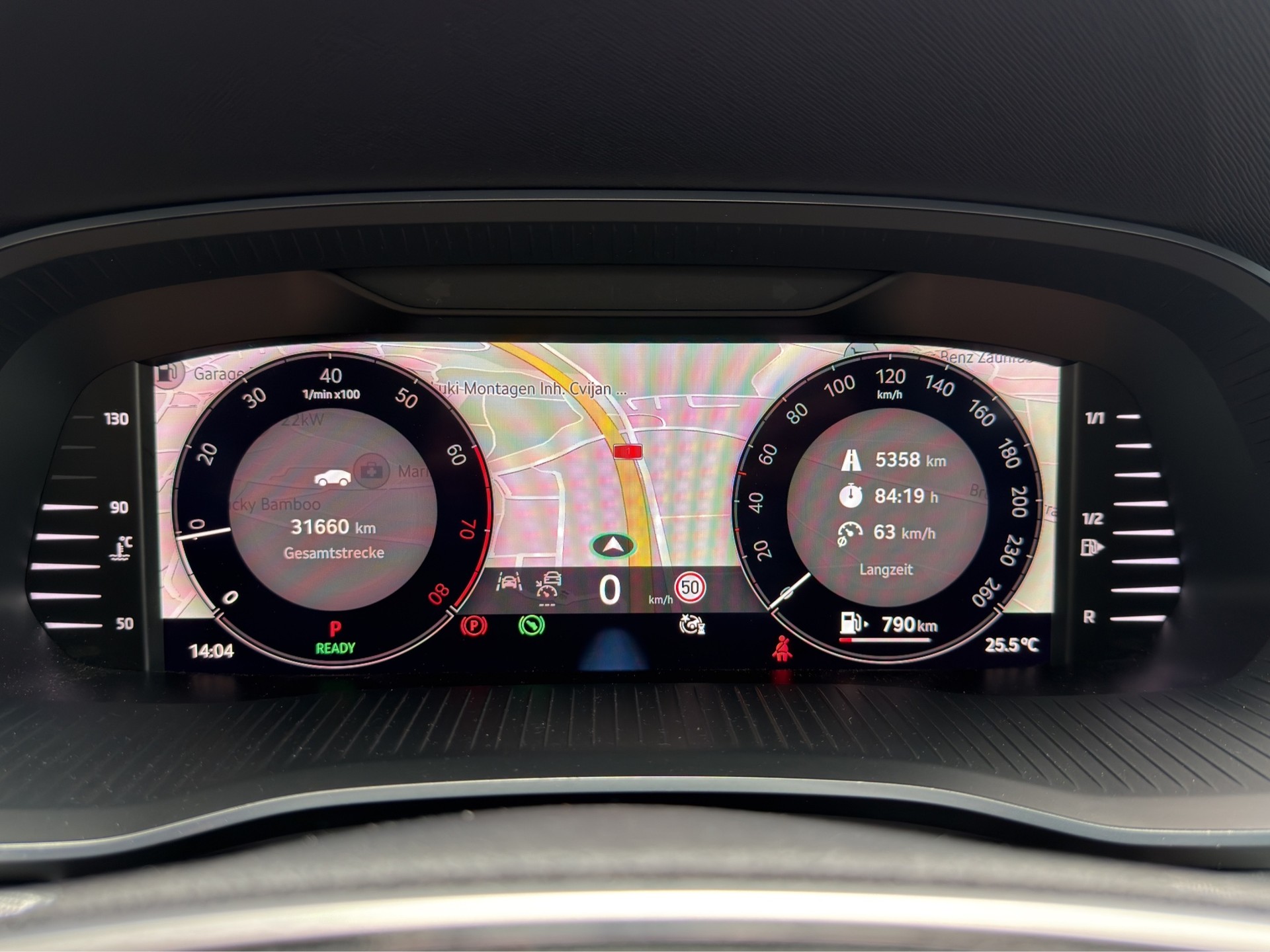 SKODA Octavia Combi 1.5 TSI Selection DSG-image-18
