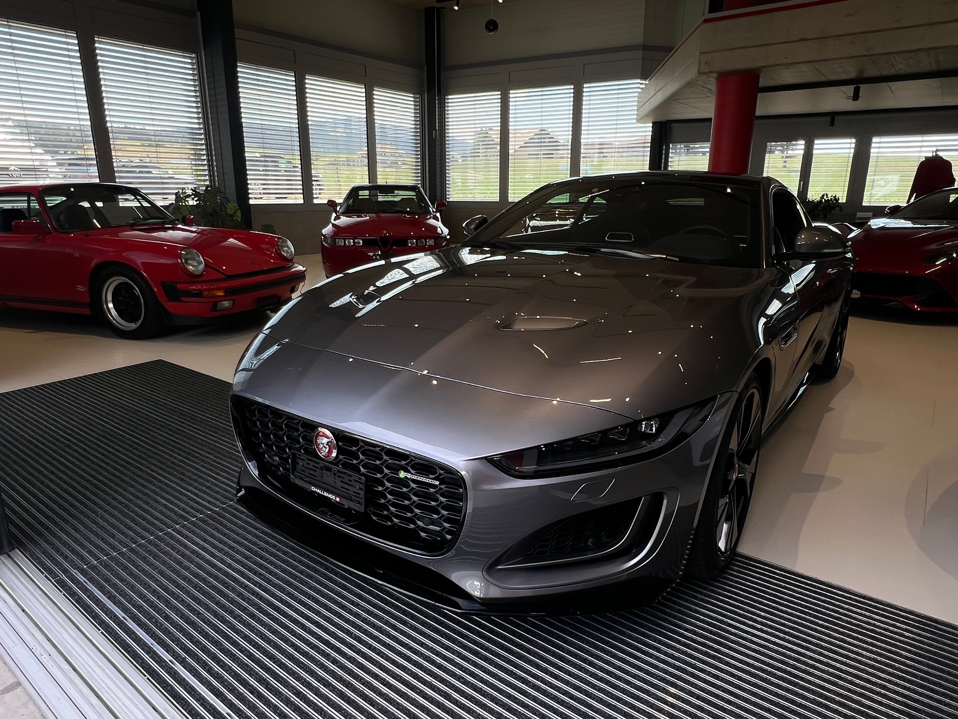 JAGUAR F-Type Coupé 5.0 V8 R-Dynamic Automatik AWD