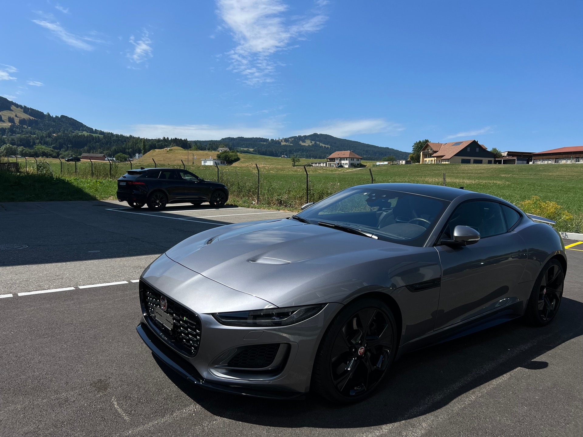JAGUAR F-Type Coupé 5.0 V8 R-Dynamic Automatik AWD-image-4