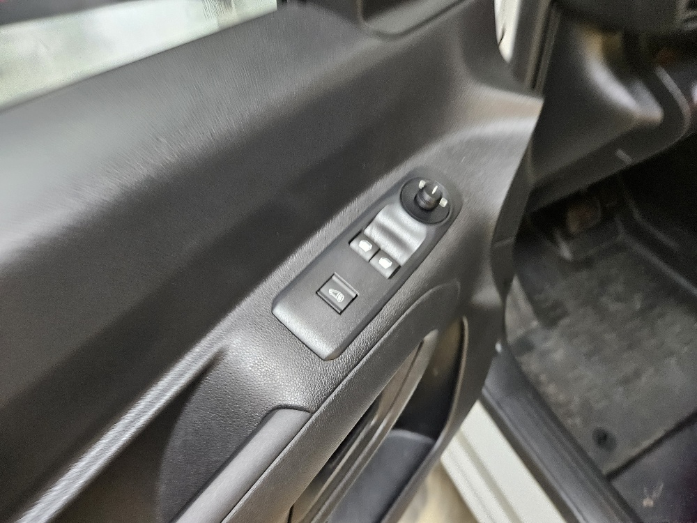 PEUGEOT Partner 1.2 Pure Tech s/s Premium EAT8 1000kg-image-14