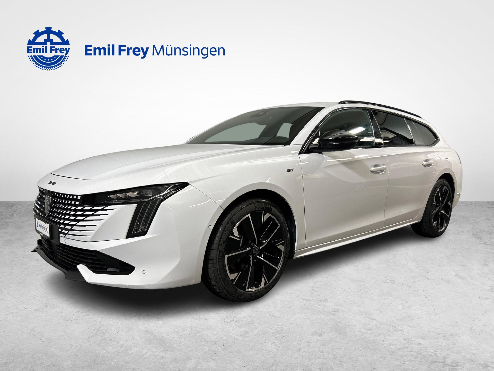 PEUGEOT 508 SW 1.6 Plug-in Hybrid GT-showroom-element-1