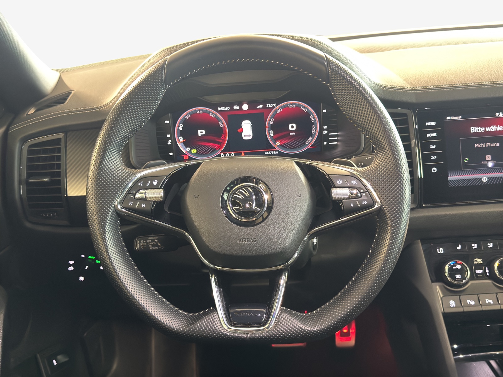 SKODA Kodiaq 2.0 TSI 4x4 SportLine-image-9