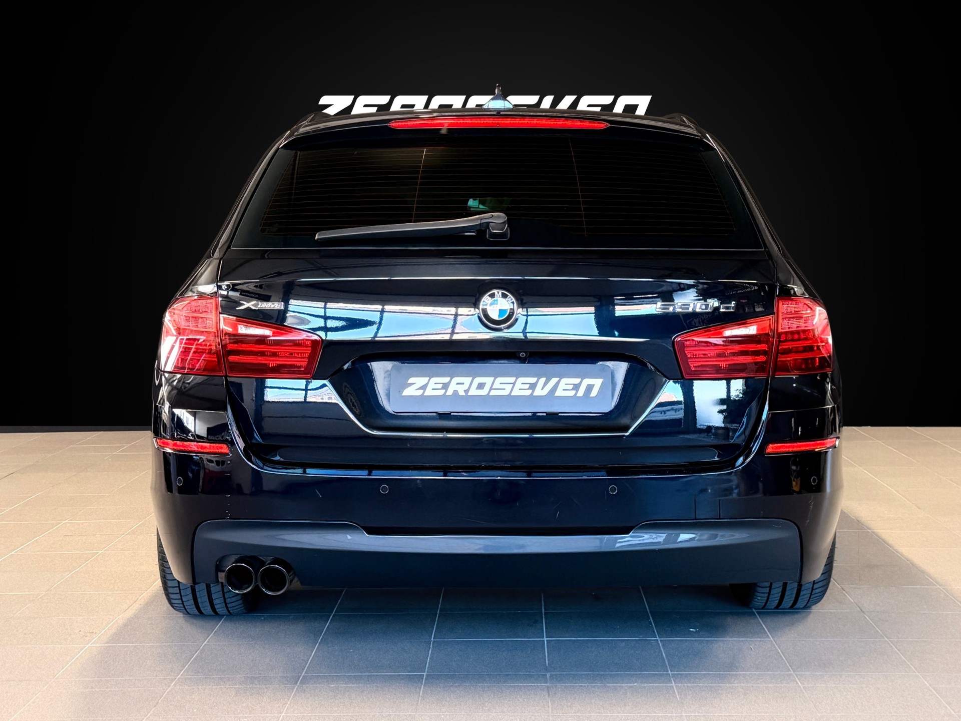BMW 530d Touring xDrive M Sport Steptronic-image-5