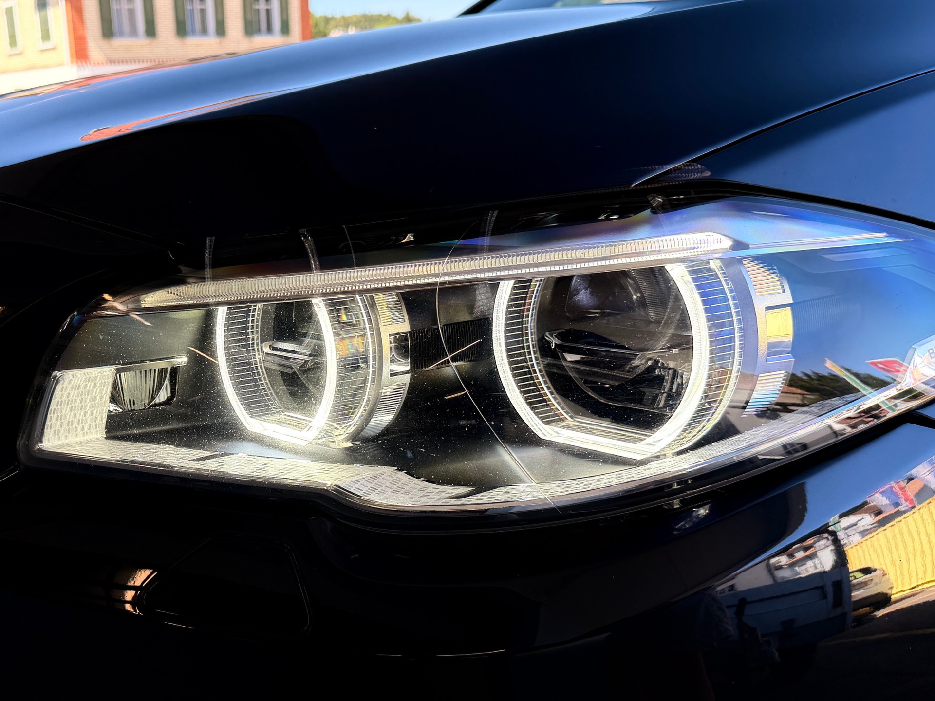 BMW 530d Touring xDrive M Sport Steptronic-image-30