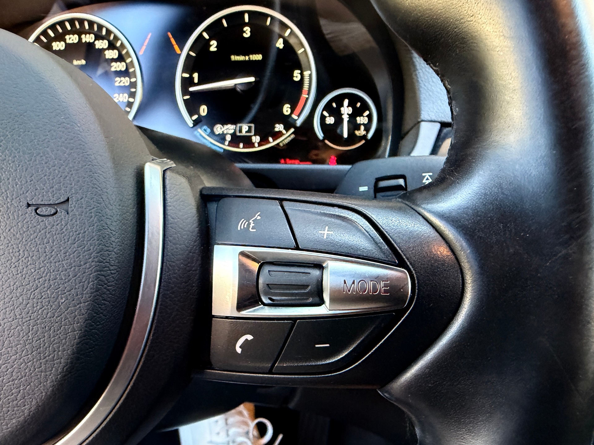 BMW 530d Touring xDrive M Sport Steptronic-image-22