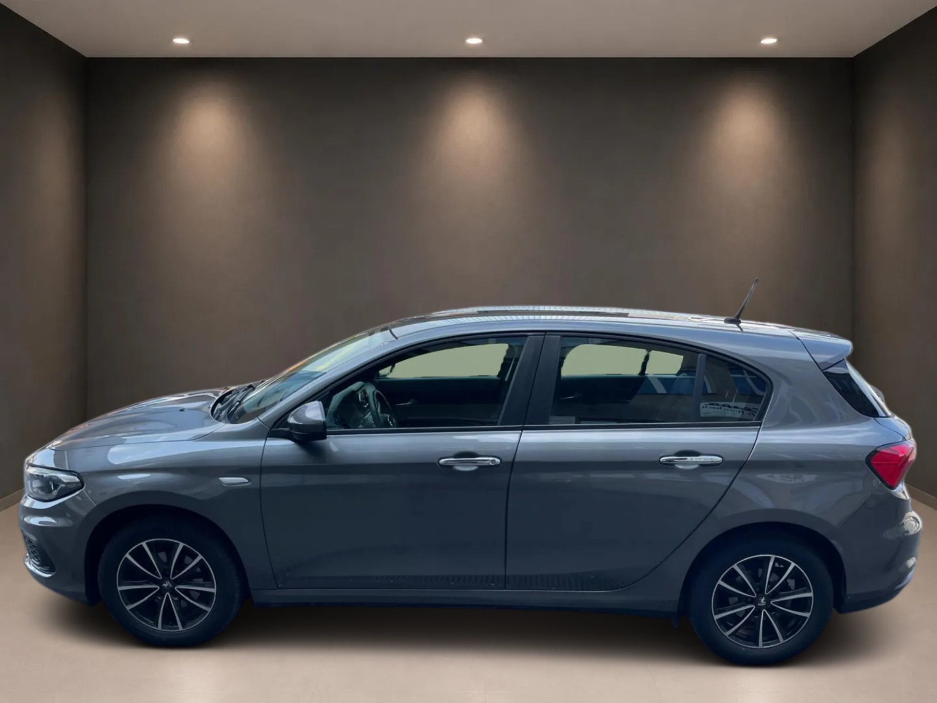 FIAT Tipo 1.6 JTD 16V Automat-image-2
