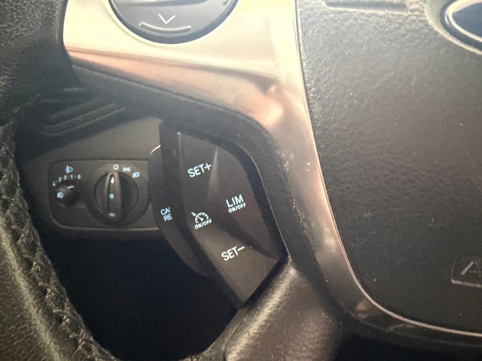 FORD Kuga 2.0 TDCi Carving 4WD-image-11