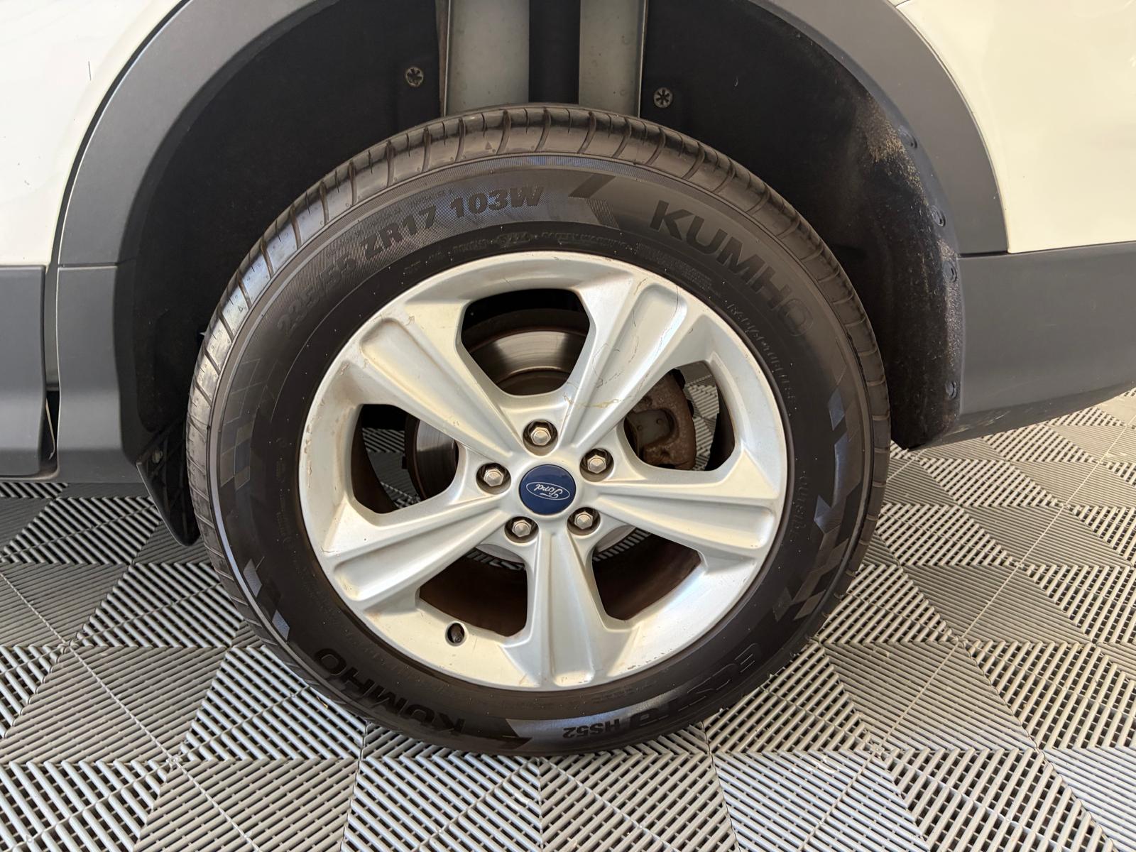 FORD Kuga 2.0 TDCi Carving 4WD-image-18