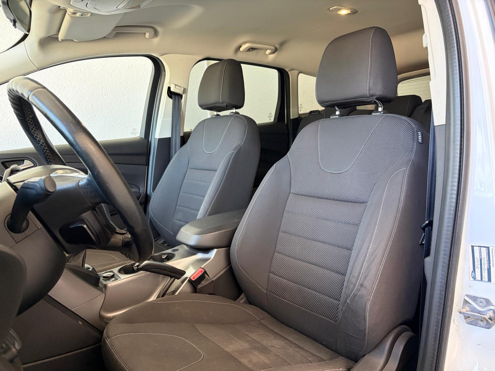 FORD Kuga 2.0 TDCi Carving 4WD-image-4