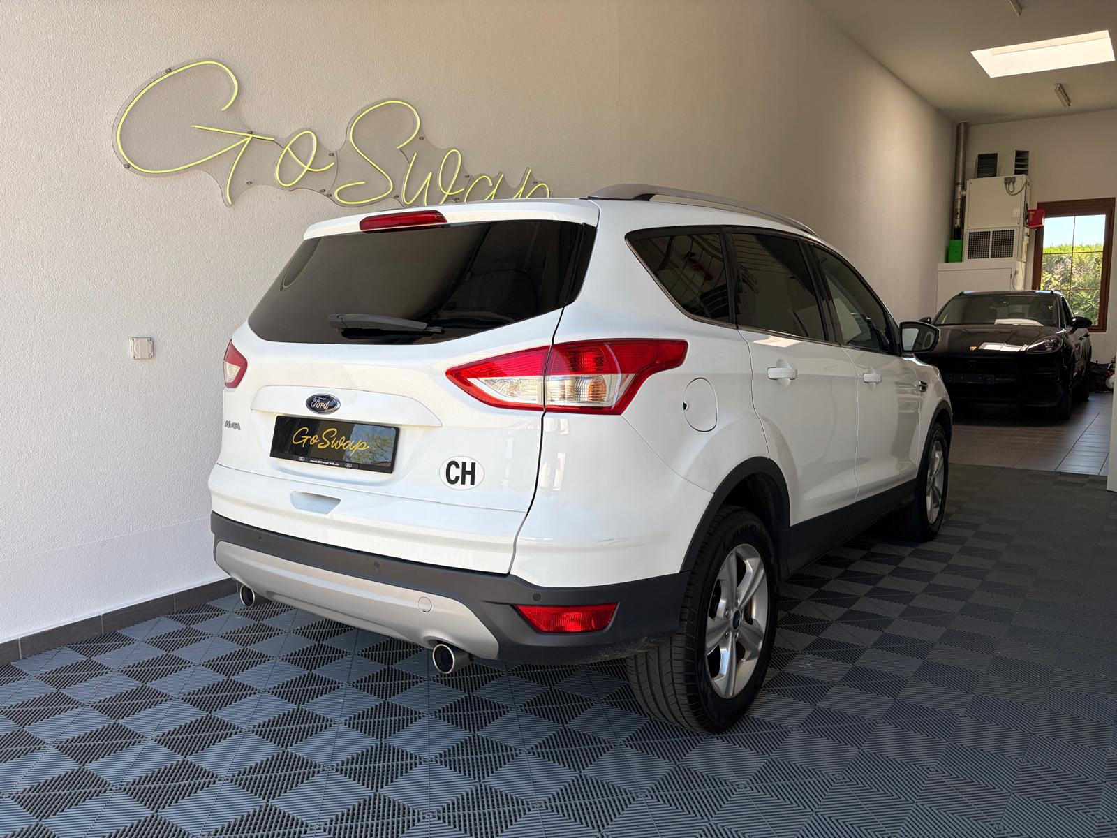 FORD Kuga 2.0 TDCi Carving 4WD-image-1