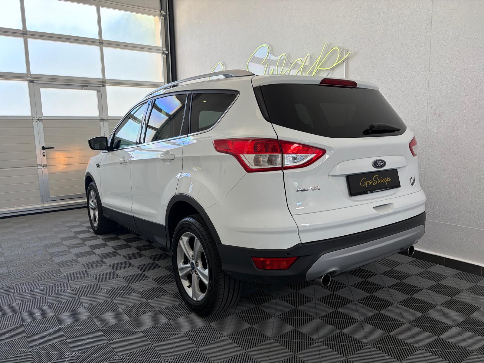 FORD Kuga 2.0 TDCi Carving 4WD-image-3