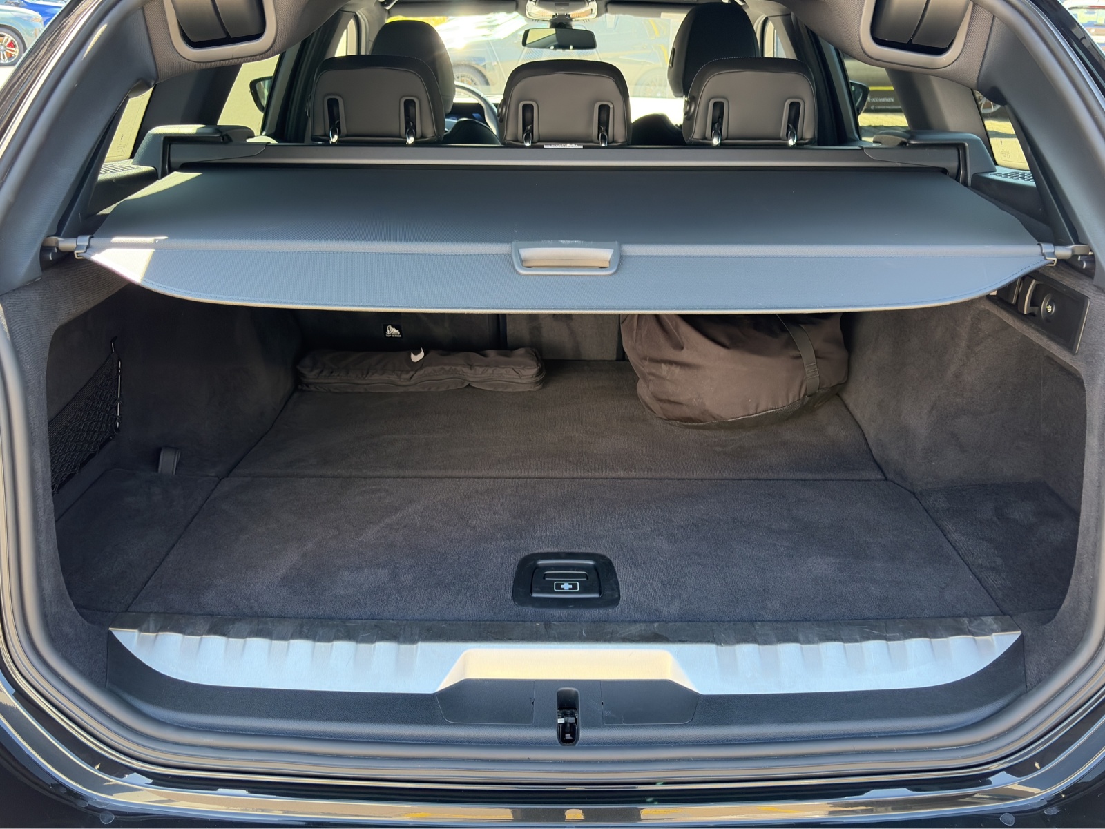 BMW 330e xDrive Touring M Sportpaket-image-21