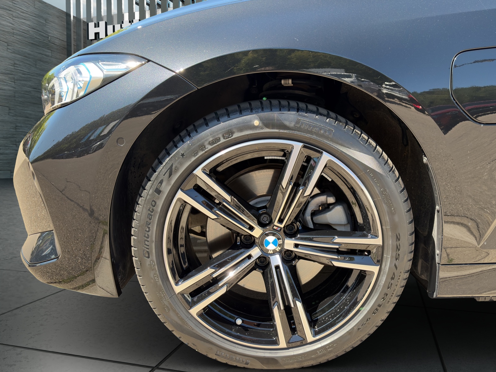 BMW 330e xDrive Touring M Sportpaket-image-10