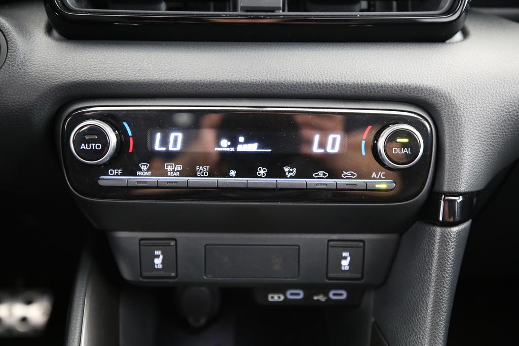 TOYOTA Yaris 1.5 VVT-i HSD GR Sport-image-6
