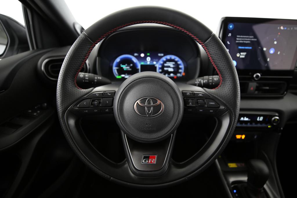 TOYOTA Yaris 1.5 VVT-i HSD GR Sport-image-4