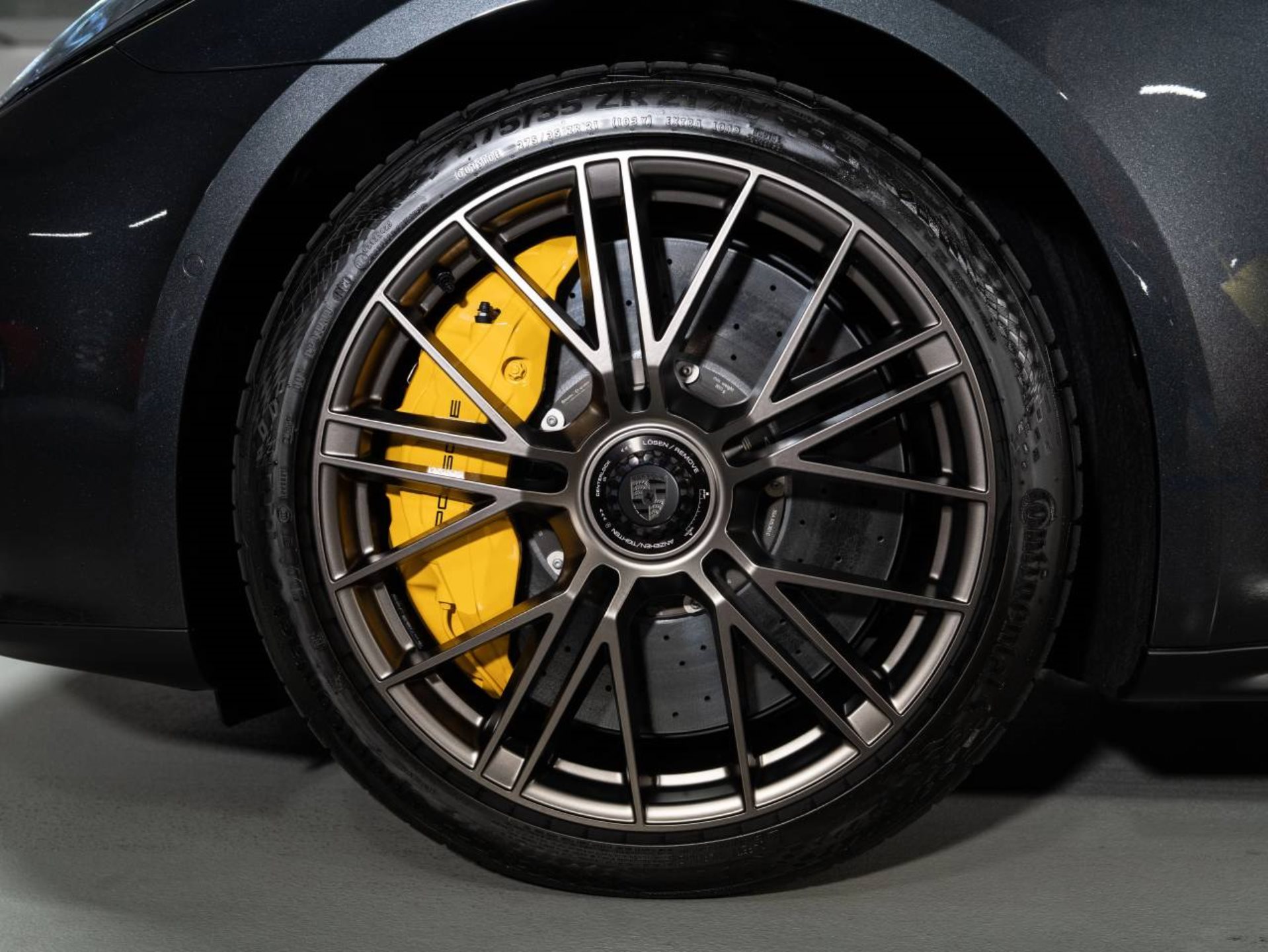 PORSCHE Panamera Turbo S E-Hybrid-image-22