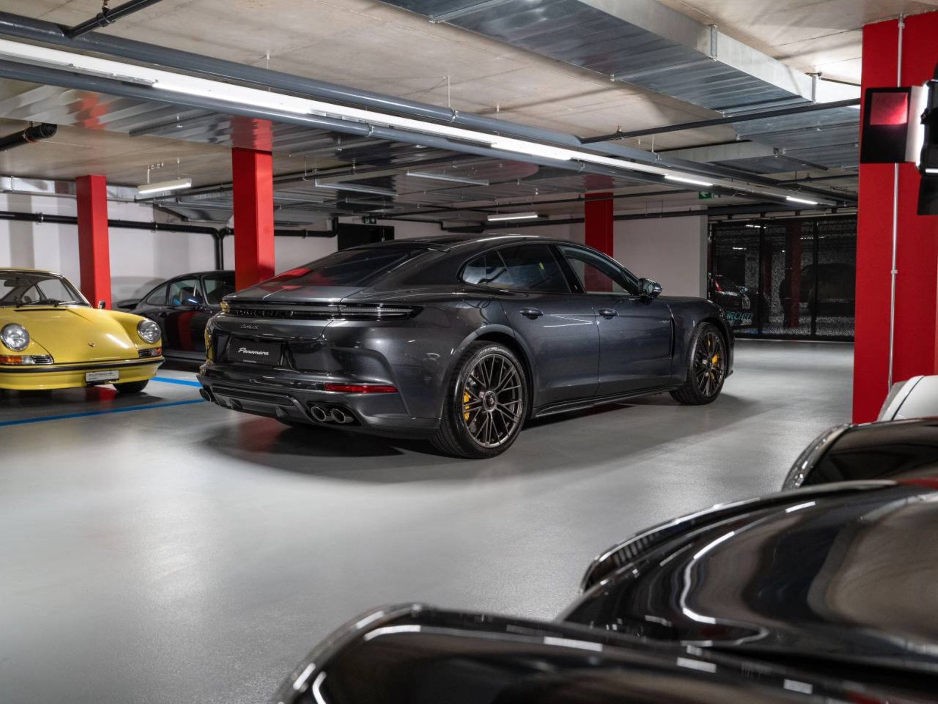 PORSCHE Panamera Turbo S E-Hybrid-image-7