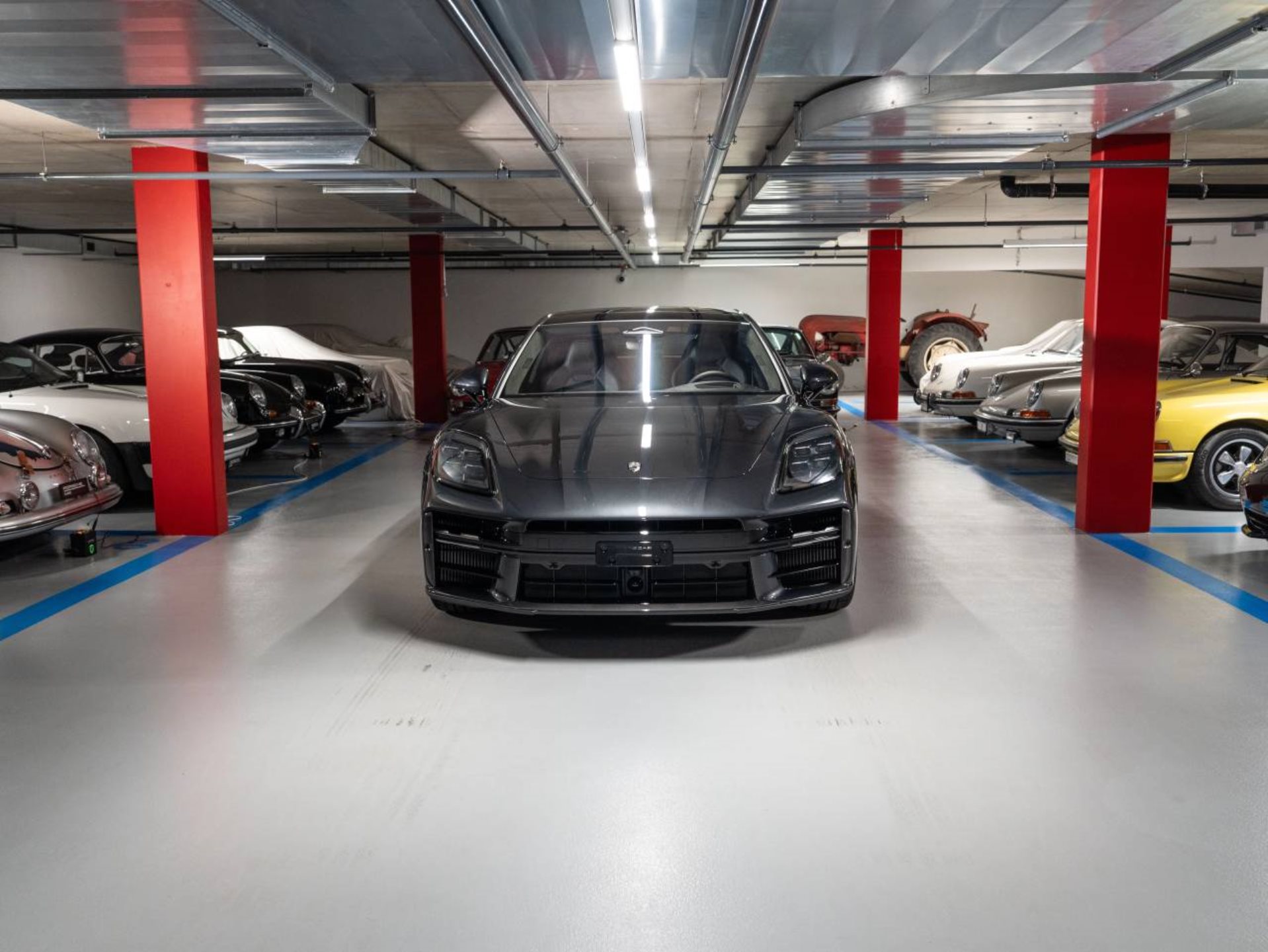 PORSCHE Panamera Turbo S E-Hybrid-image-1