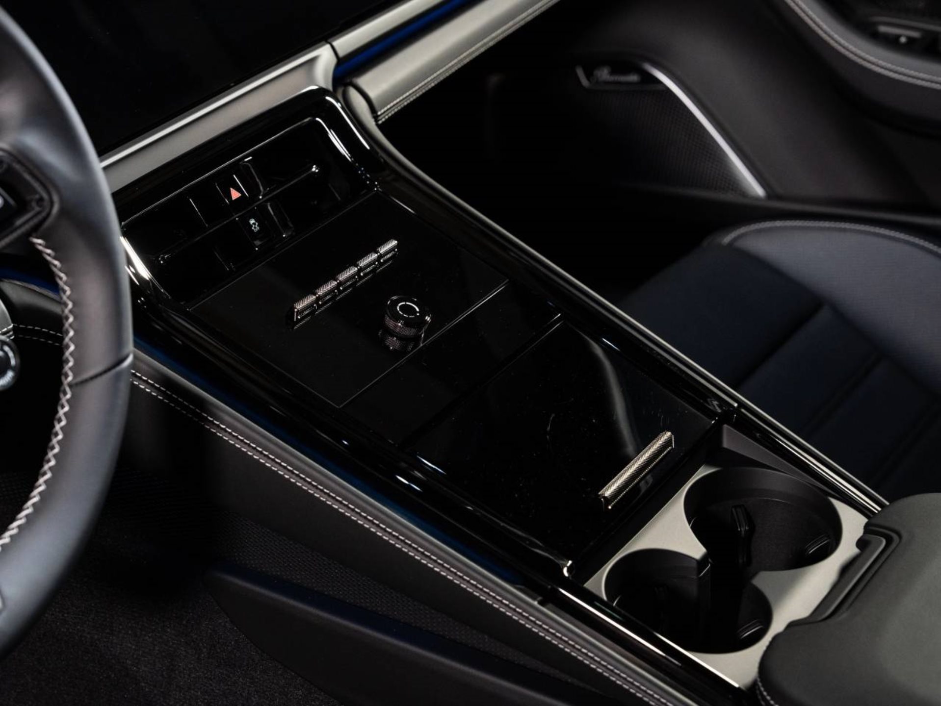 PORSCHE Panamera Turbo S E-Hybrid-image-14