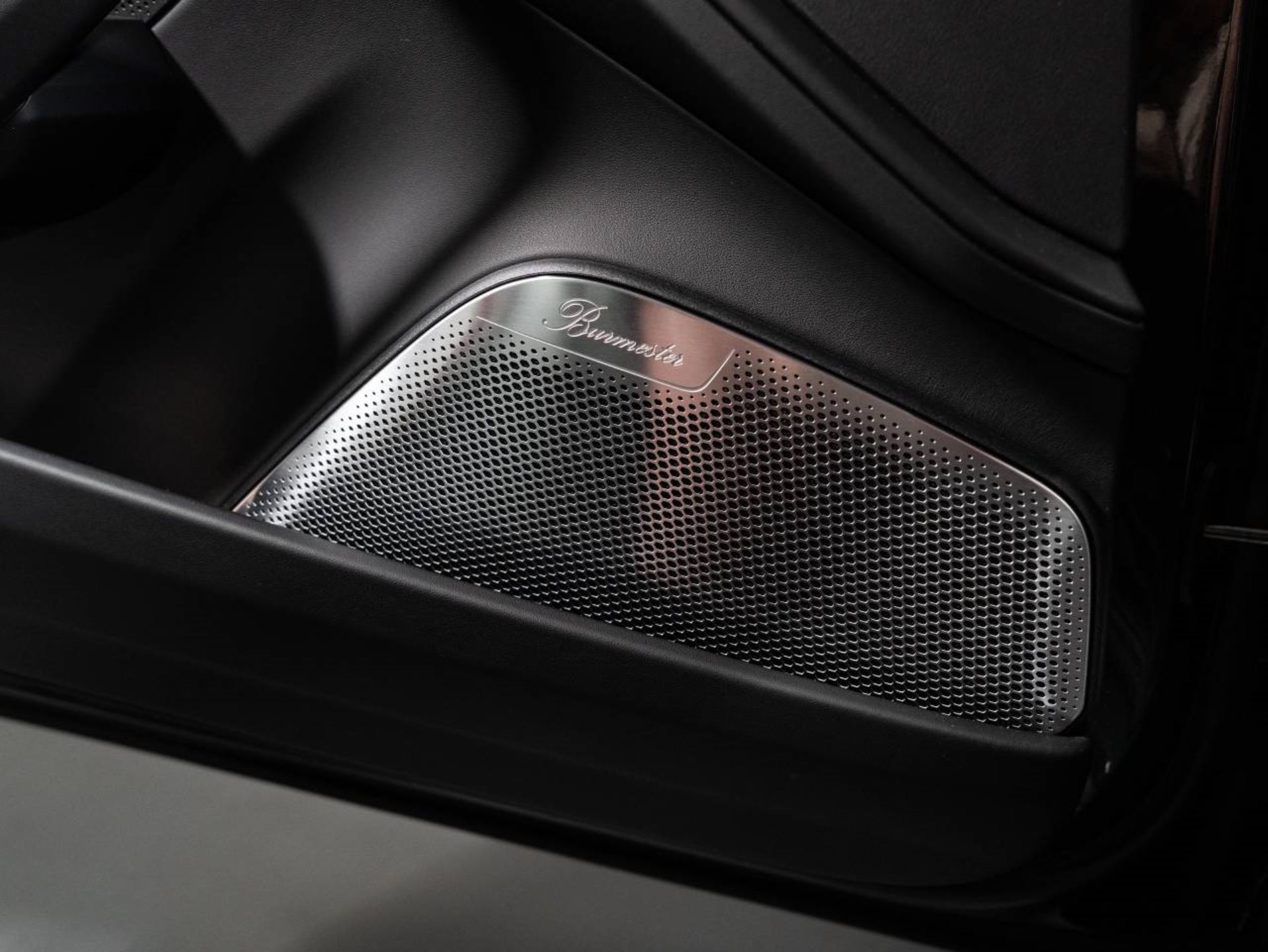PORSCHE Panamera Turbo S E-Hybrid-image-18