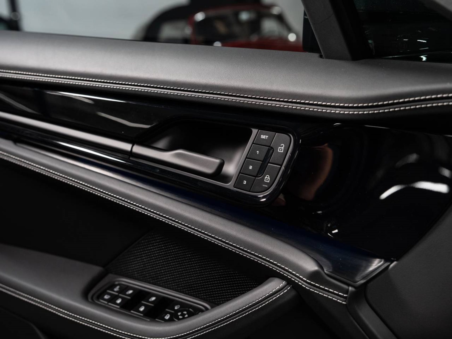 PORSCHE Panamera Turbo S E-Hybrid-image-20