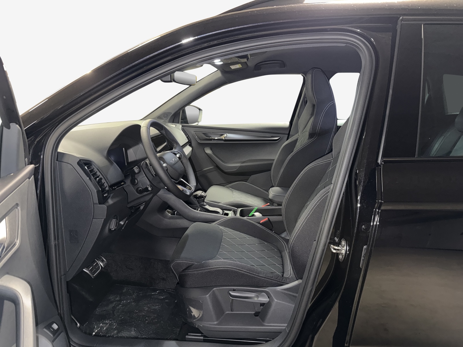 SKODA Karoq SL 2.0TSI-image-7
