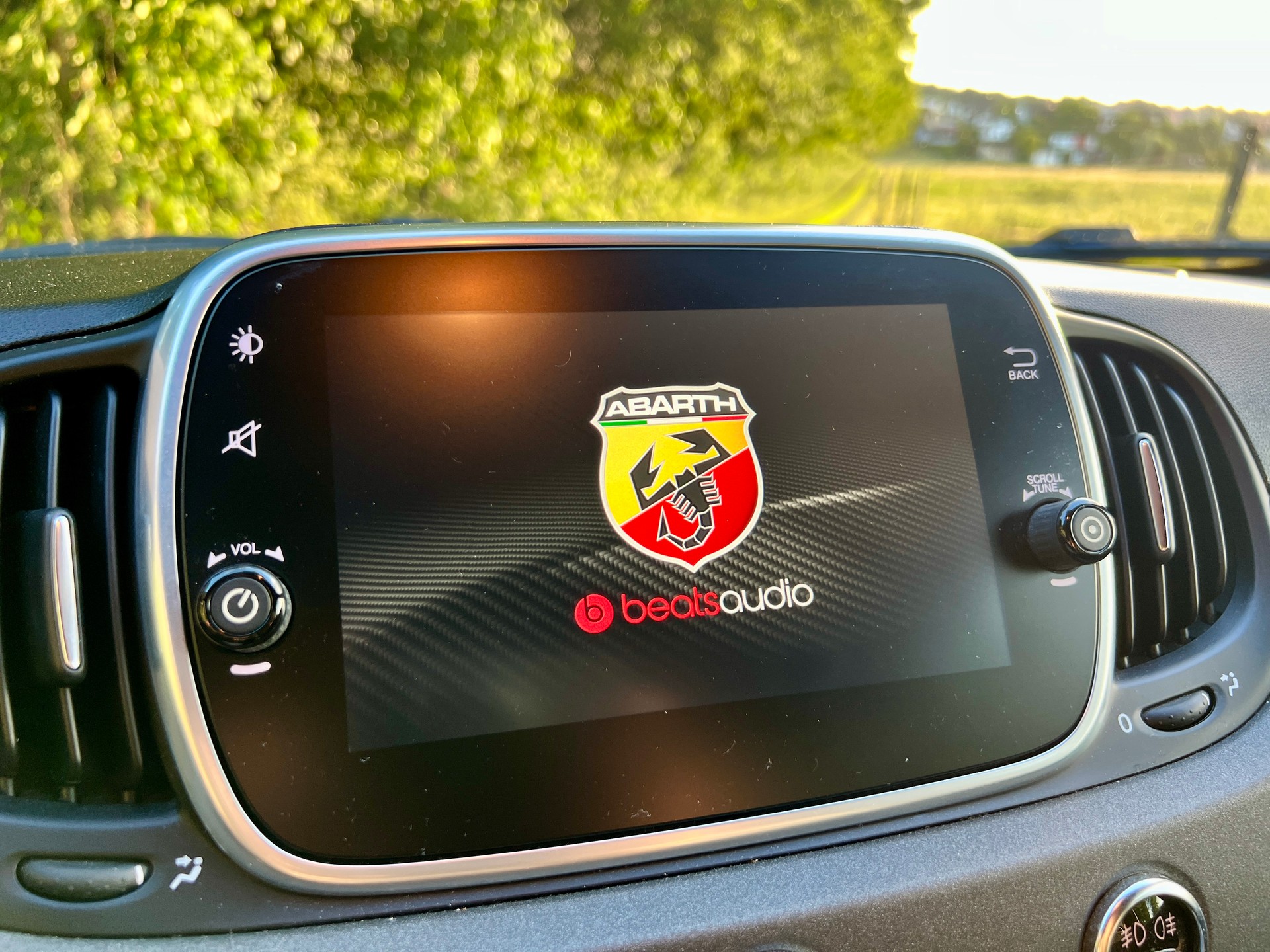 FIAT 595 Abarth 1.4 T-Jet 180 Competizione-image-5
