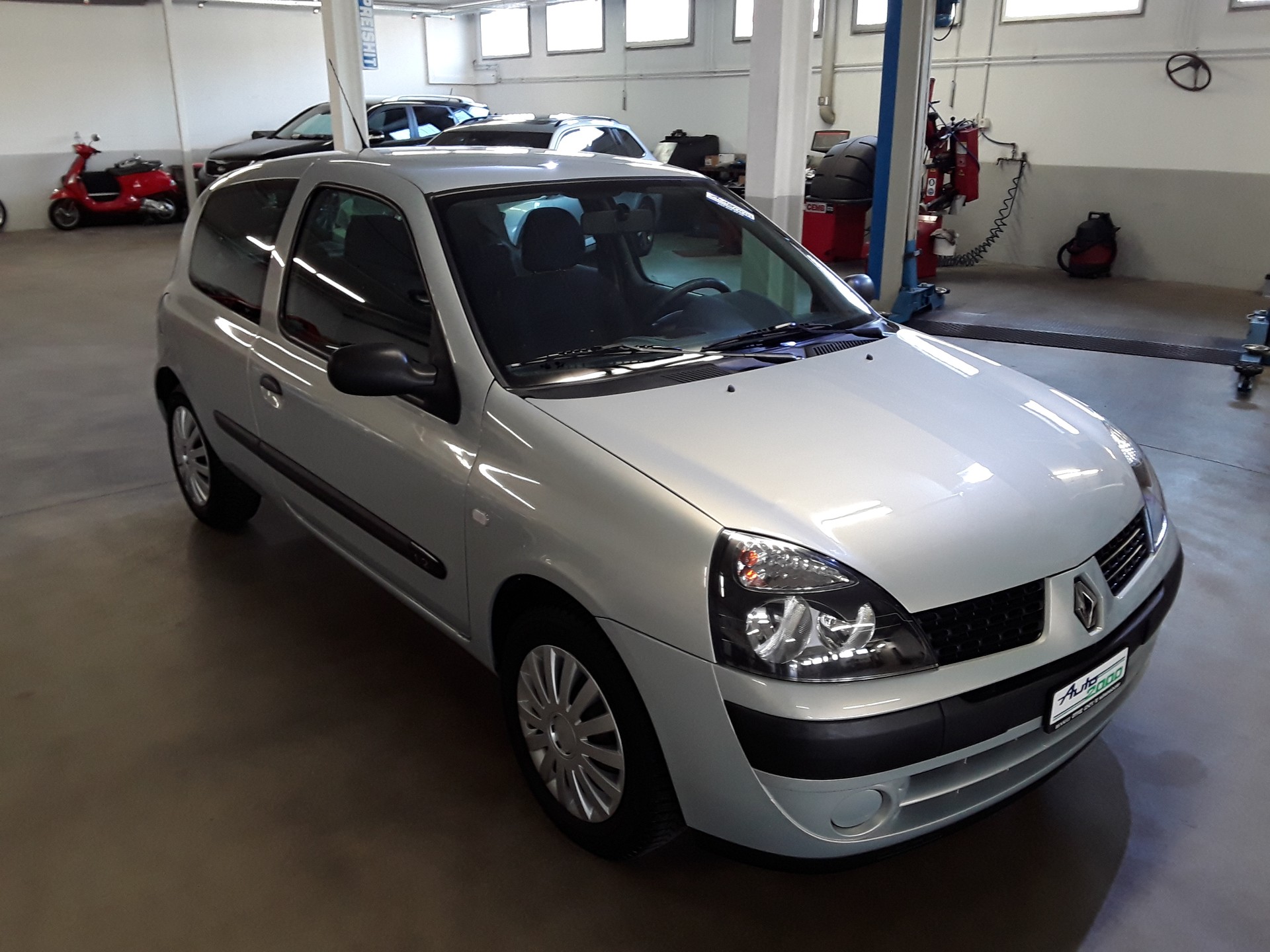RENAULT Clio 1.2 Authentique Pack-image-3