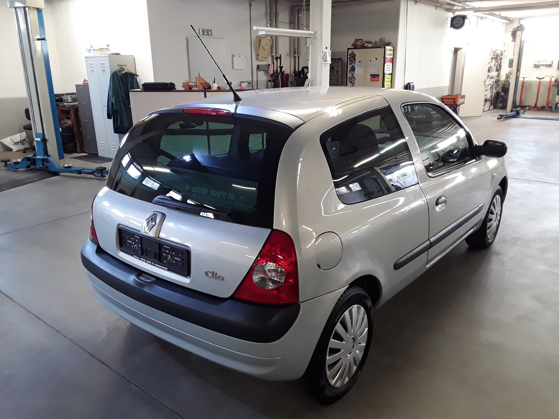 RENAULT Clio 1.2 Authentique Pack-image-2