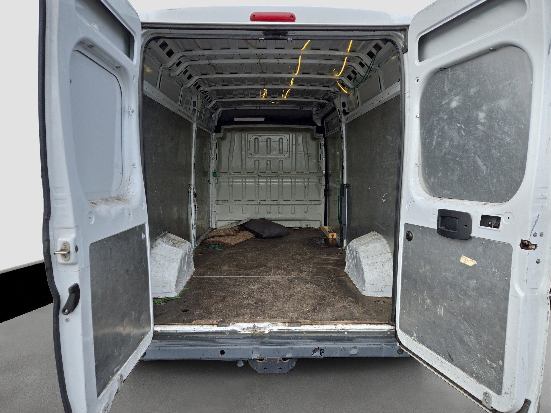 FIAT Ducato 33 2.3 MJ-image-1