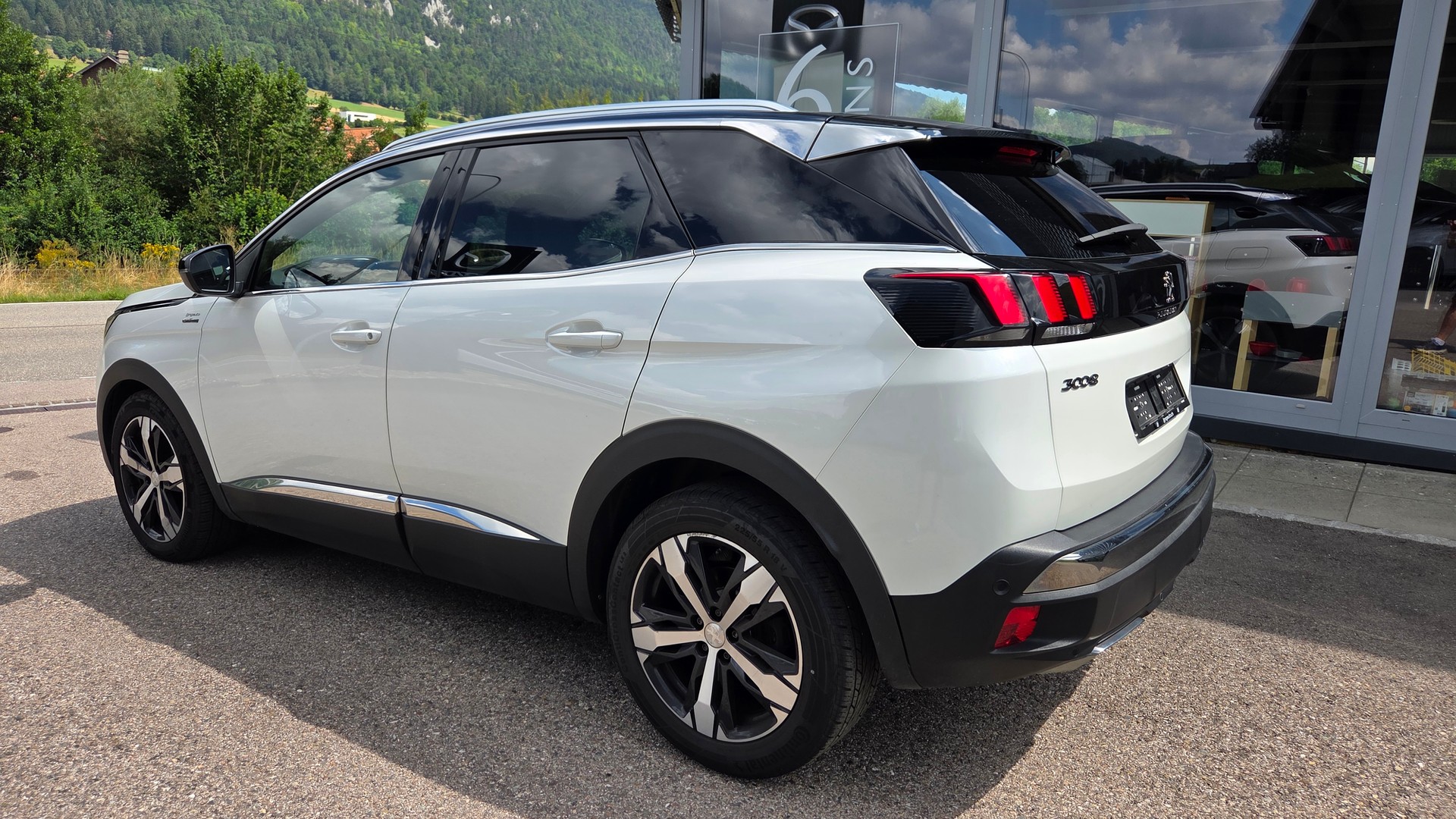 PEUGEOT 3008 1.6 THP GT Line EAT-image-6