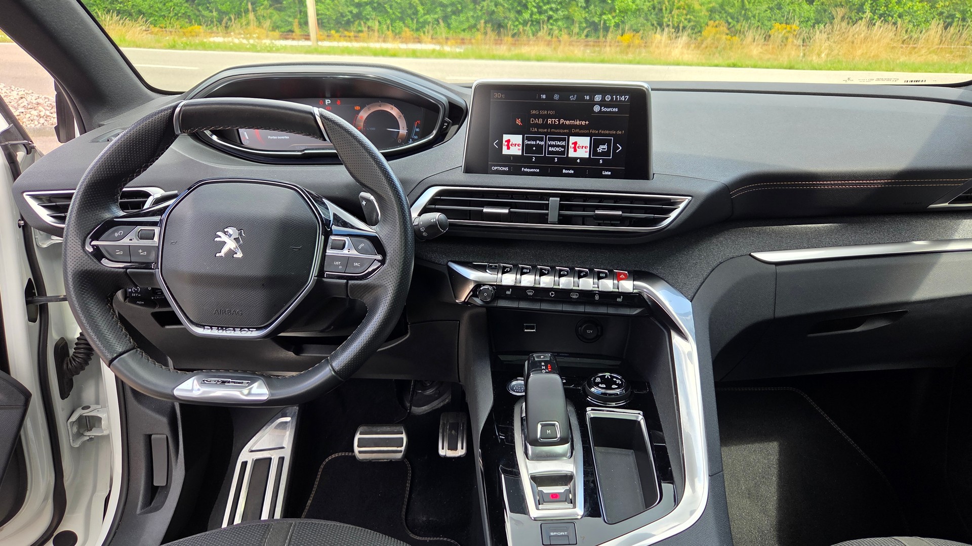 PEUGEOT 3008 1.6 THP GT Line EAT-image-13