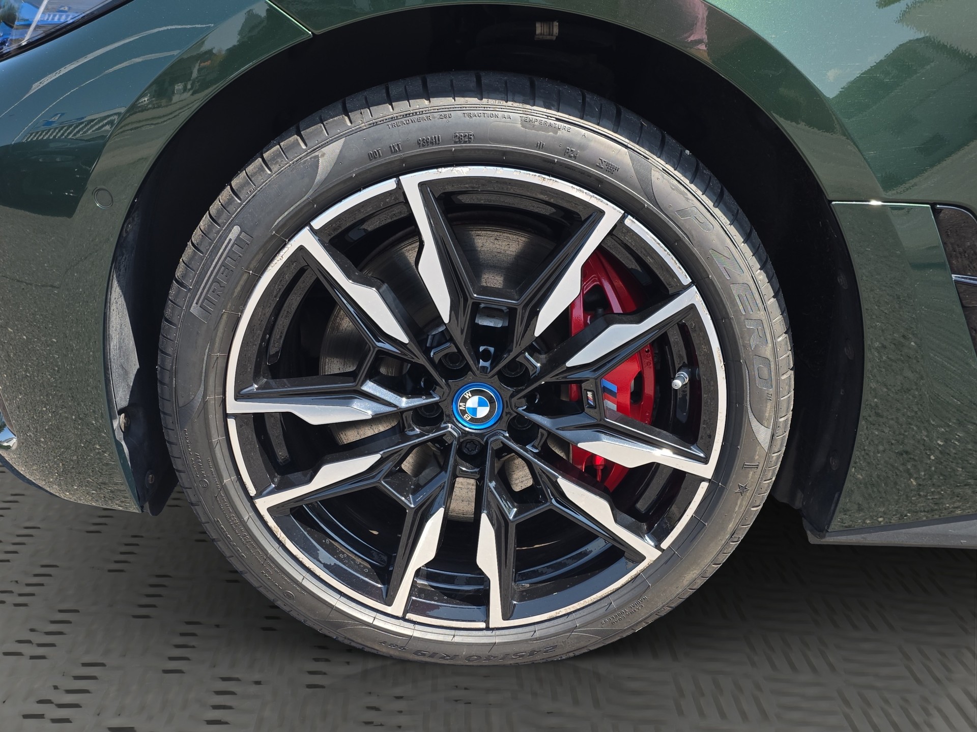 BMW i4 M50 M Sport Pro-image-7