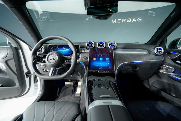 MERCEDES-BENZ GLC 300 d 4M 9G-Tronic-image-6
