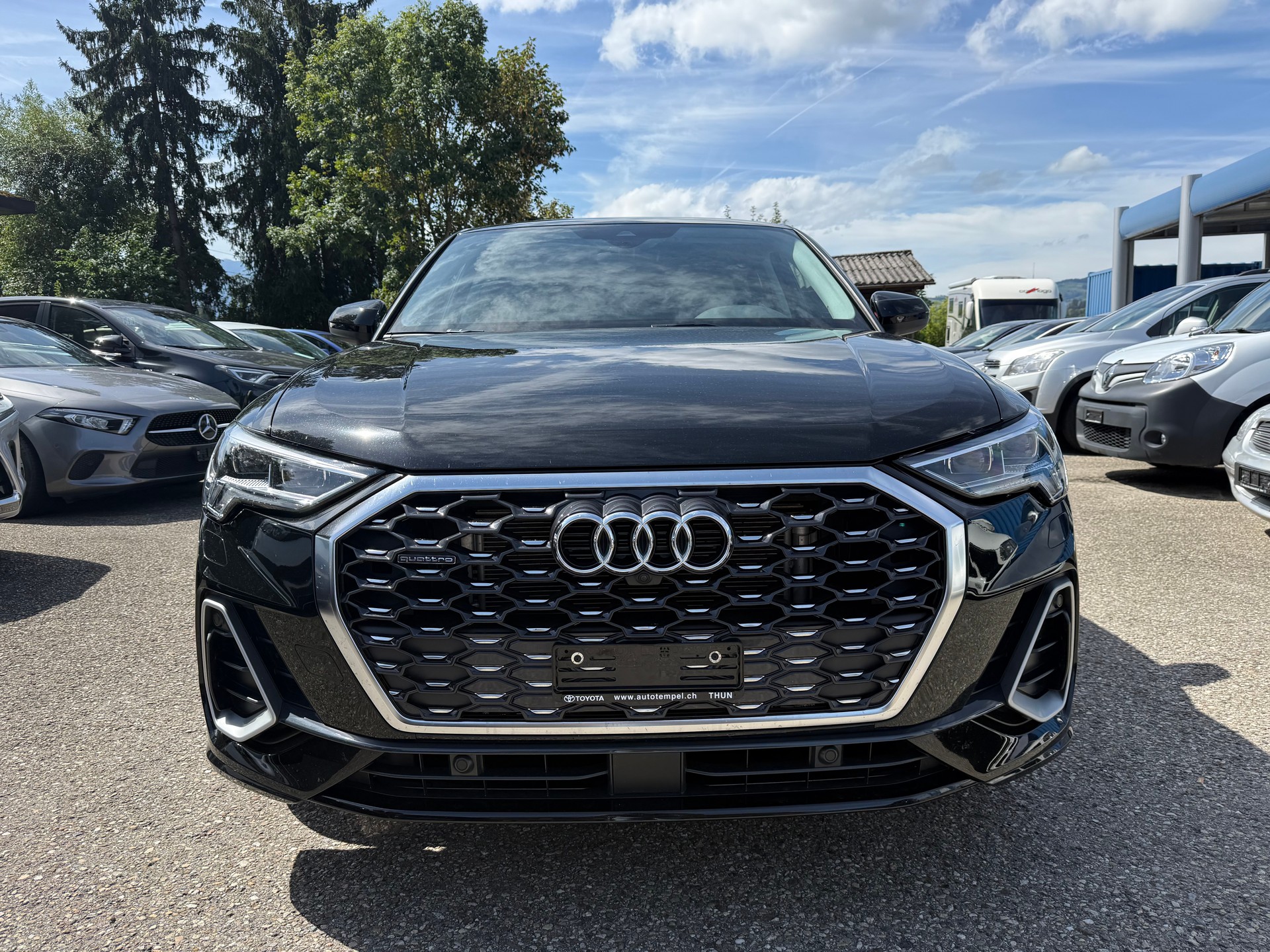 AUDI Q3 Sportback 45 TFSI S line quattro S-tronic-image-1