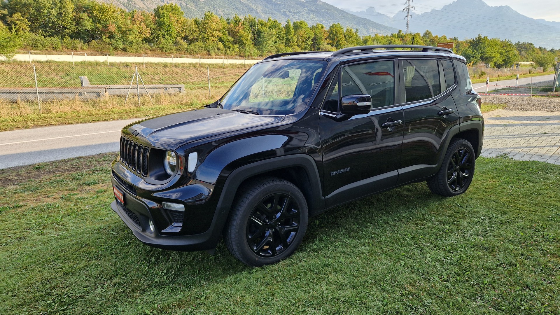 JEEP Renegade 1.3 Turbo S AWD-image-9