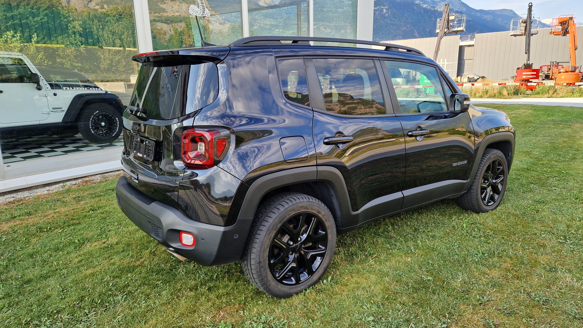 JEEP Renegade 1.3 Turbo S AWD-image-6