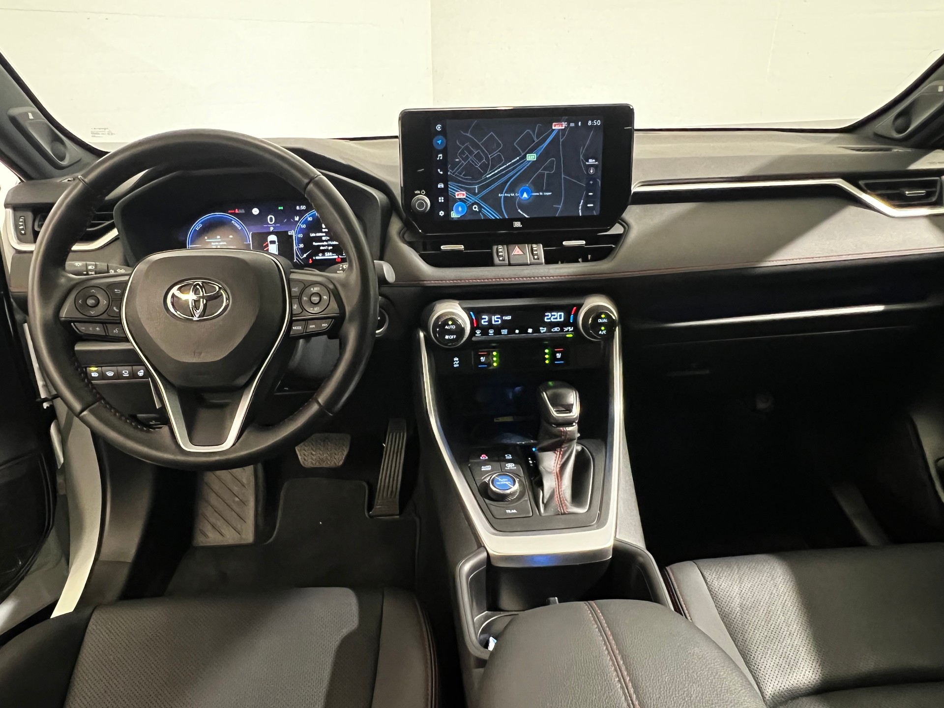 TOYOTA 2.5 Plug-In-Hybrid Platinum-image-5