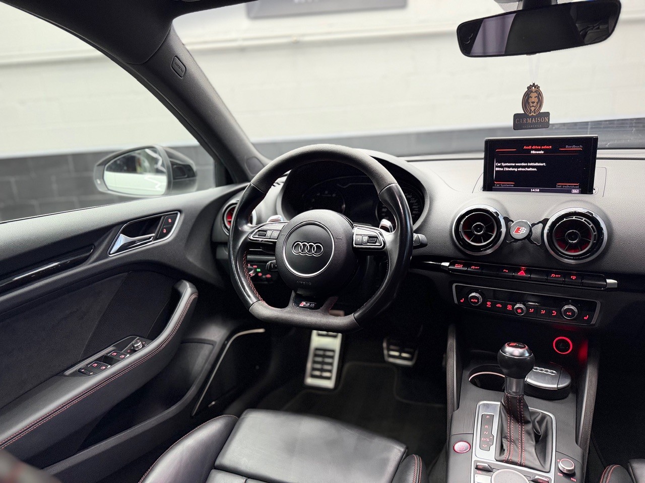 AUDI RS3 2.5 TSI quattro S-tronic | ABT-Tuning ab Werk | Schiebedach | B&O Soundanlage | Rückfahrkamera | CH-Auto-image-16