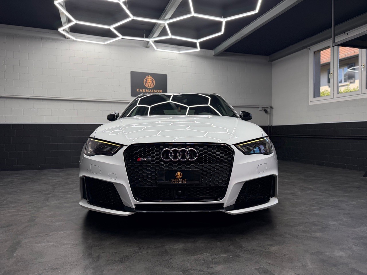 AUDI RS3 2.5 TSI quattro S-tronic | ABT-Tuning ab Werk | Schiebedach | B&O Soundanlage | Rückfahrkamera | CH-Auto-image-1