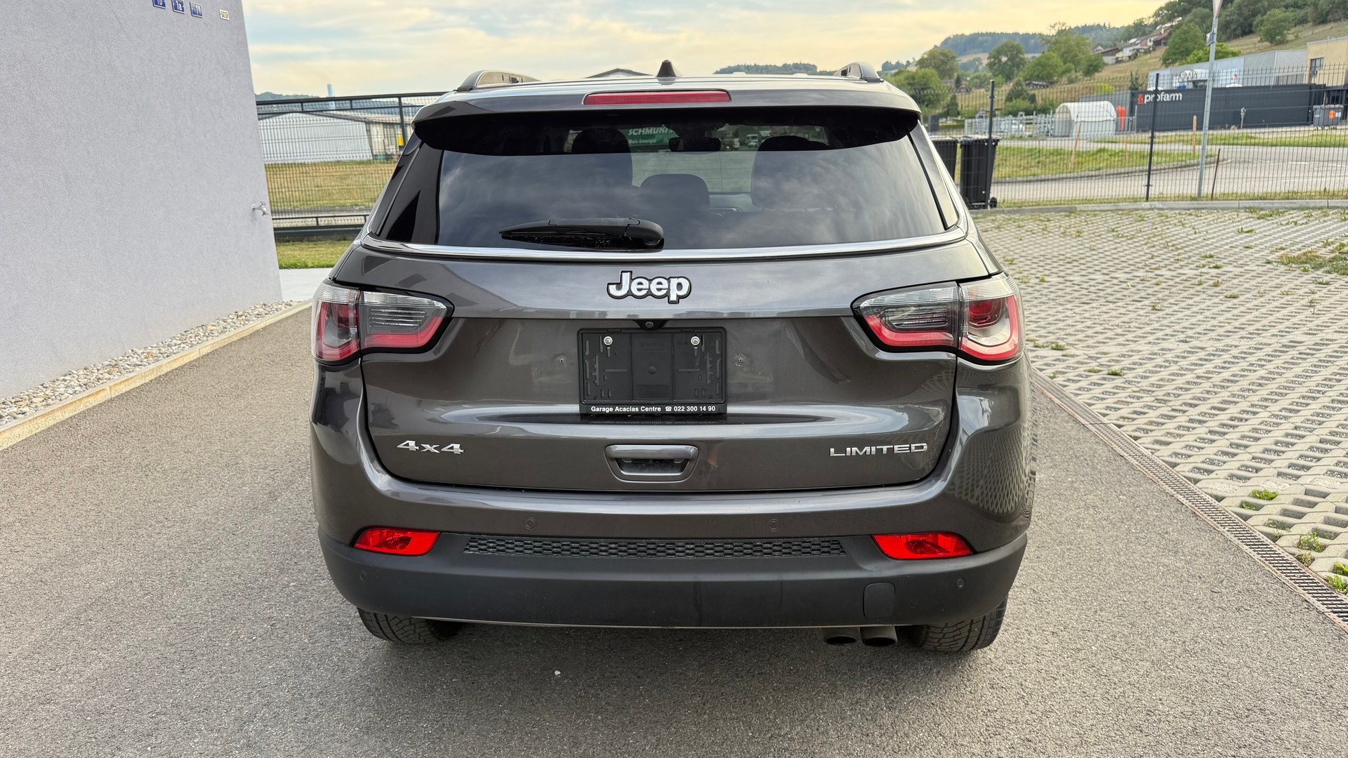 JEEP Compass 1.4 Turbo Limited AWD 9ATX-image-4