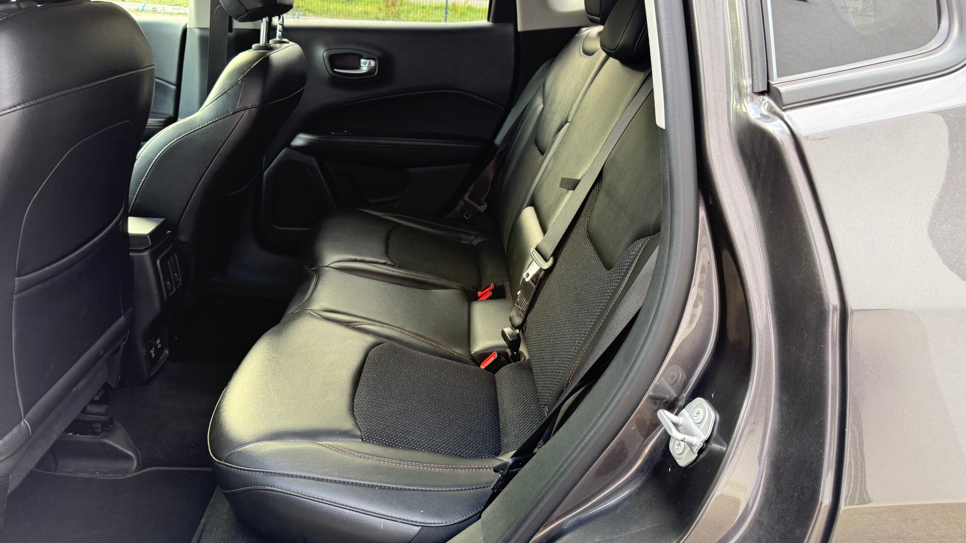 JEEP Compass 1.4 Turbo Limited AWD 9ATX-image-10
