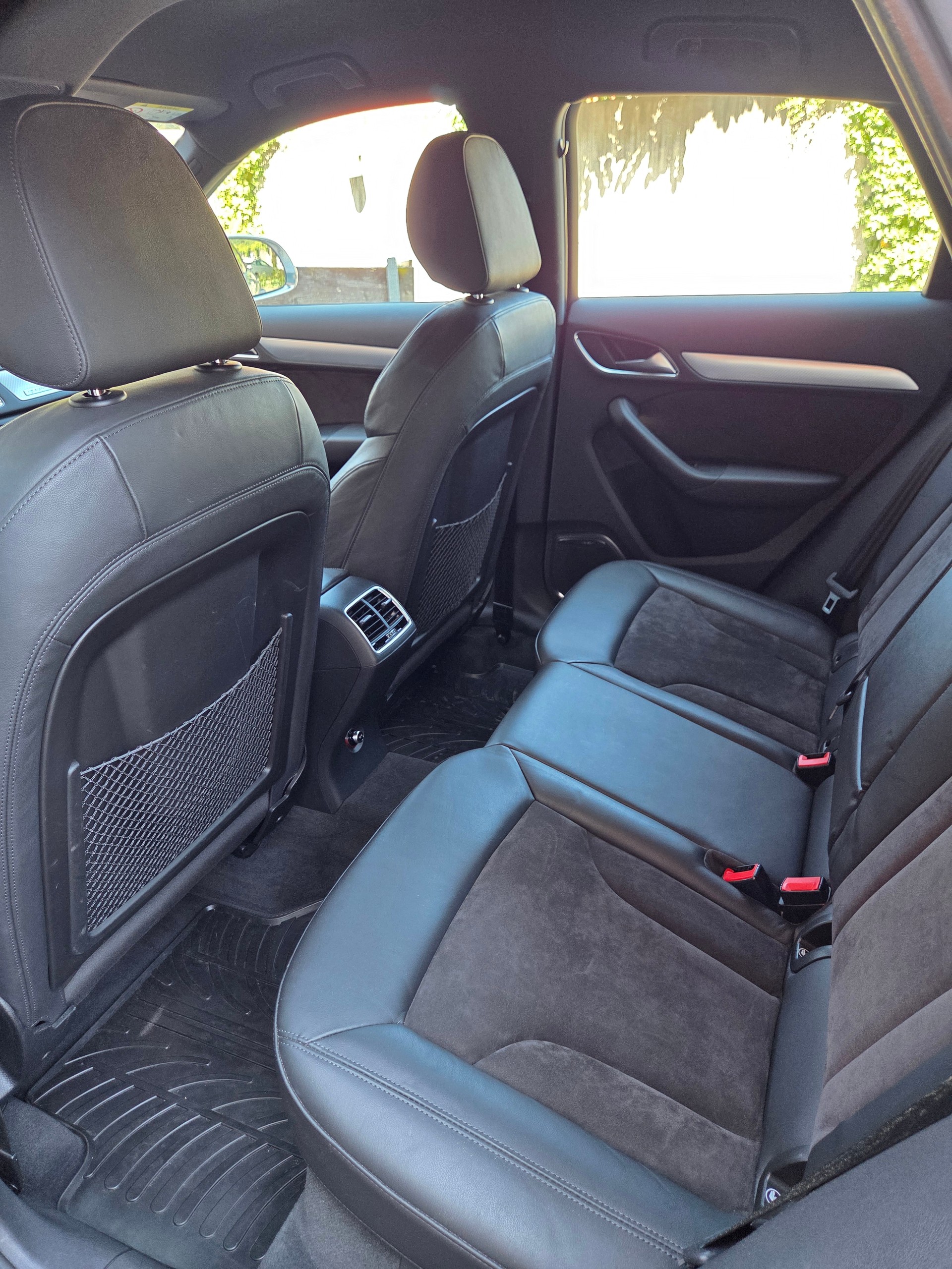 AUDI RS Q3 2.5 TFSI quattro S-tronic-image-5