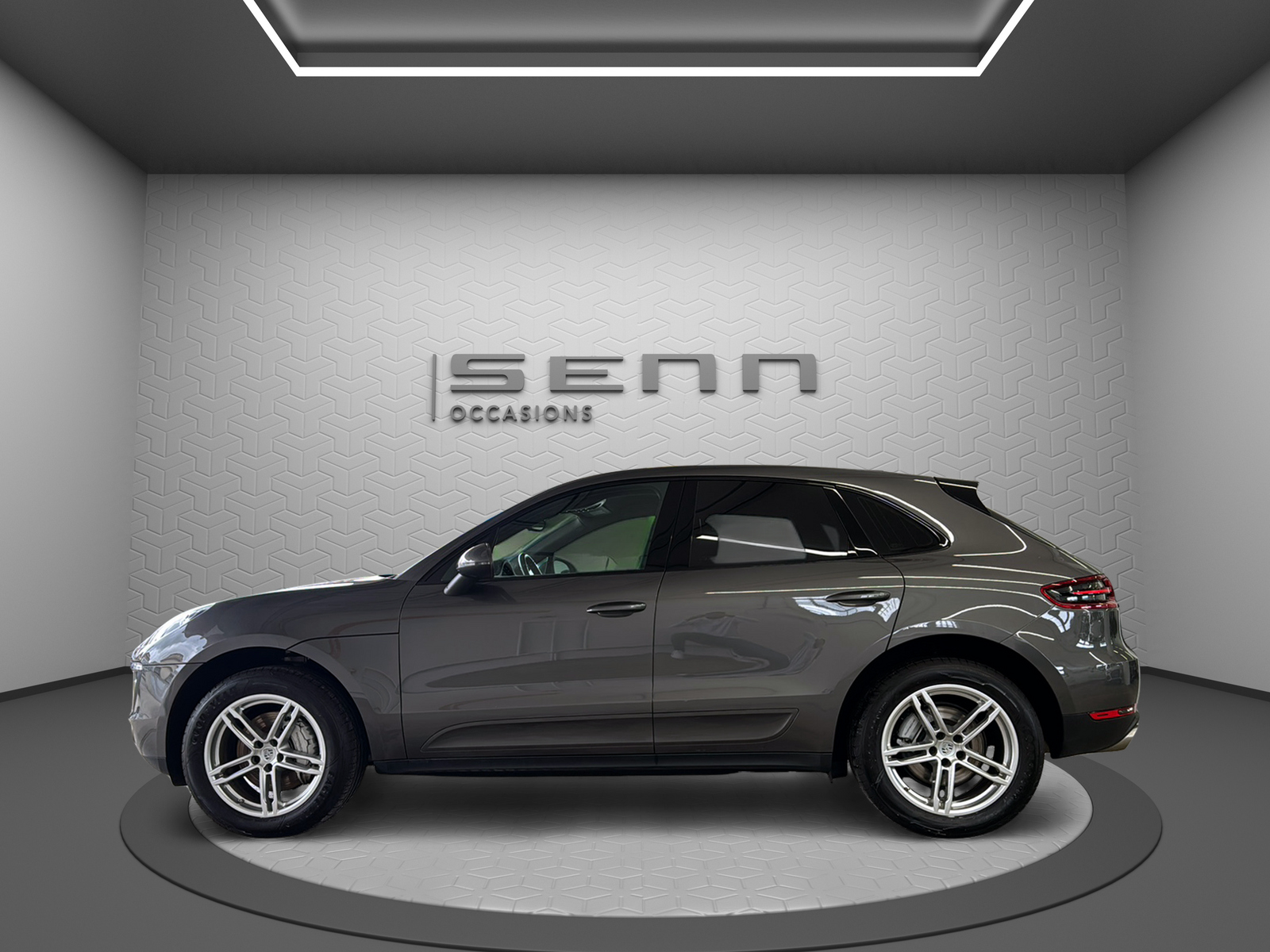 PORSCHE Macan S Diesel PDK-showroom-element-2