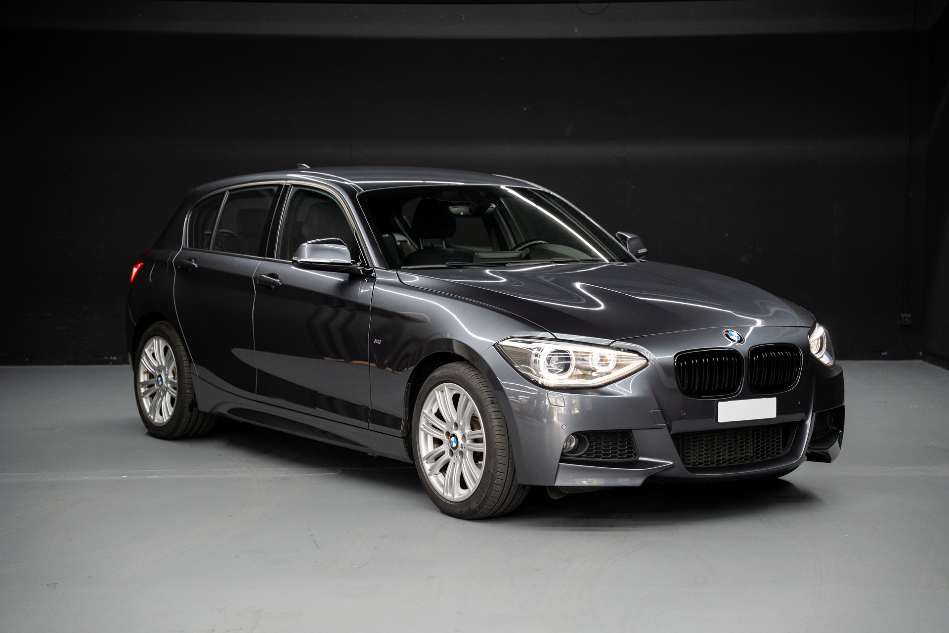BMW 118d xDrive M-Sportpaket-image-2
