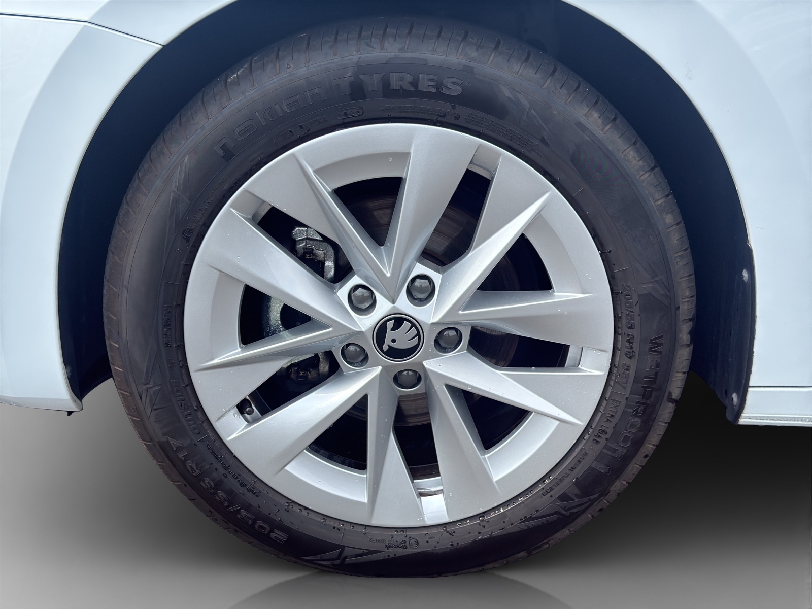 SKODA Octavia Combi 1.5 TSI mHEV DSG Dynamic-image-13