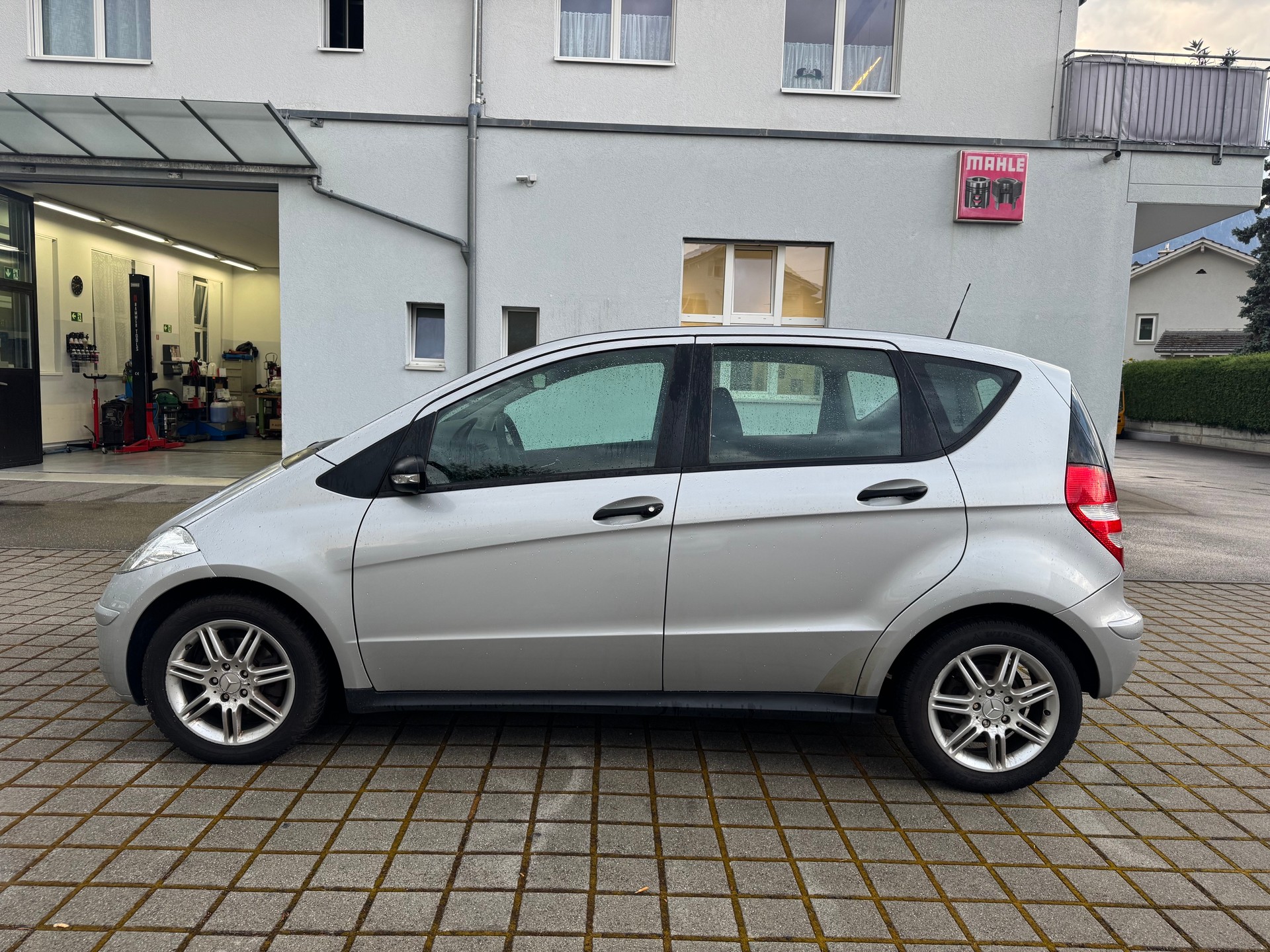 MERCEDES-BENZ A 150 Elégance PolarStar-image-1