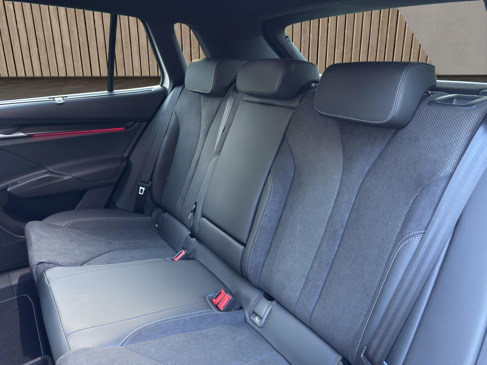 SKODA Elroq SportLine 82kWh 4x4-image-14
